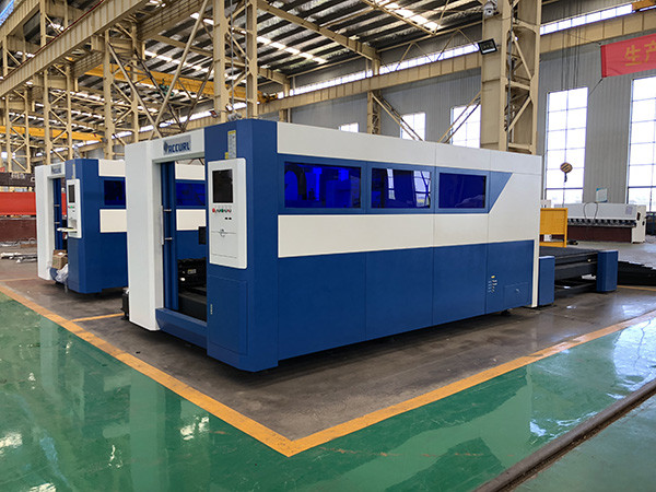 4000W нержавіюча вуглецева сталь листового волокна лазерного різання